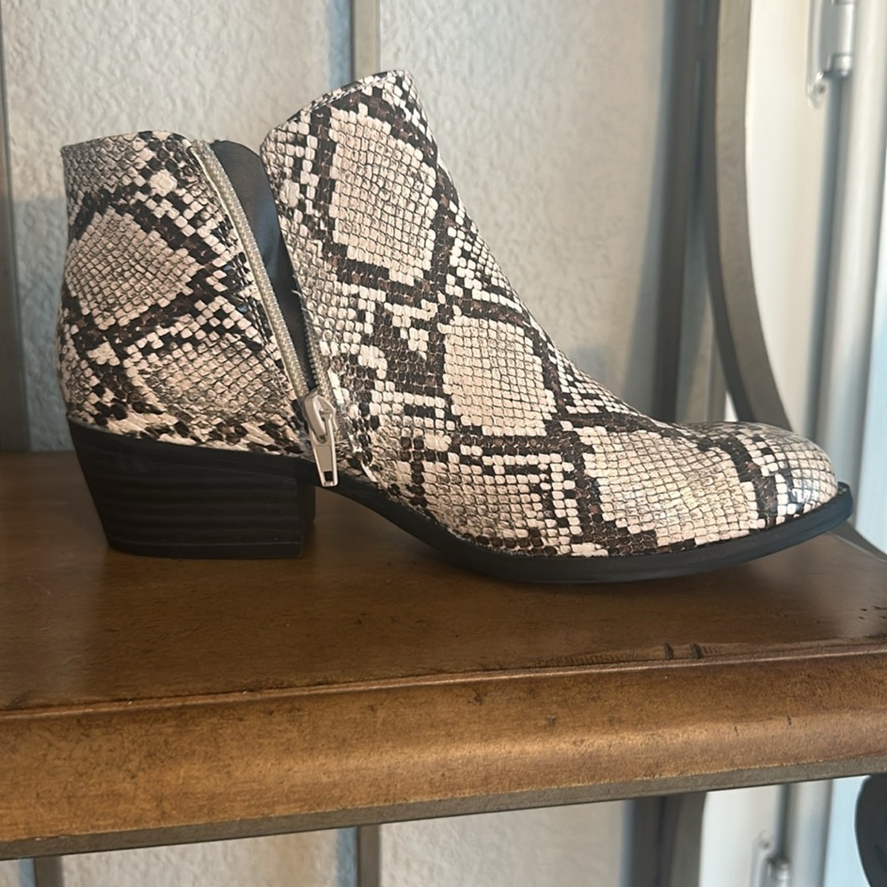 New! Snakeskin Ankle Boots - Picture 6 of 12